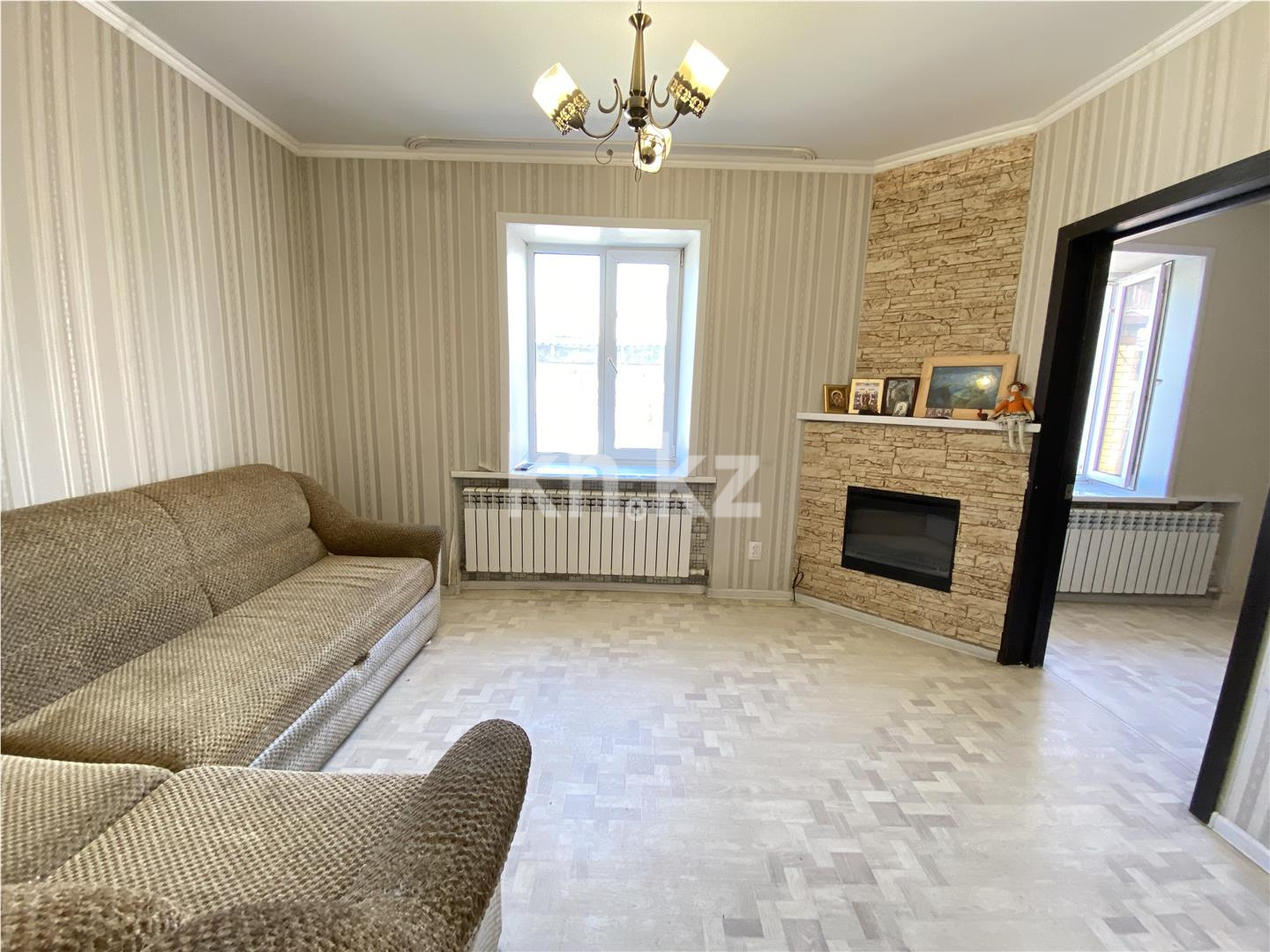 Продажа 3-комнатного дома, 69.4 м² - Продажа домов, коттеджей в Казахстане - страница 3 фото 1 из 14