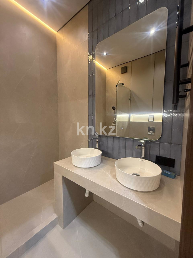 Продажа 4-комнатной квартиры, 111.6 м², Сейфуллина - Продажа квартир в Казахстане фото 15 из 26