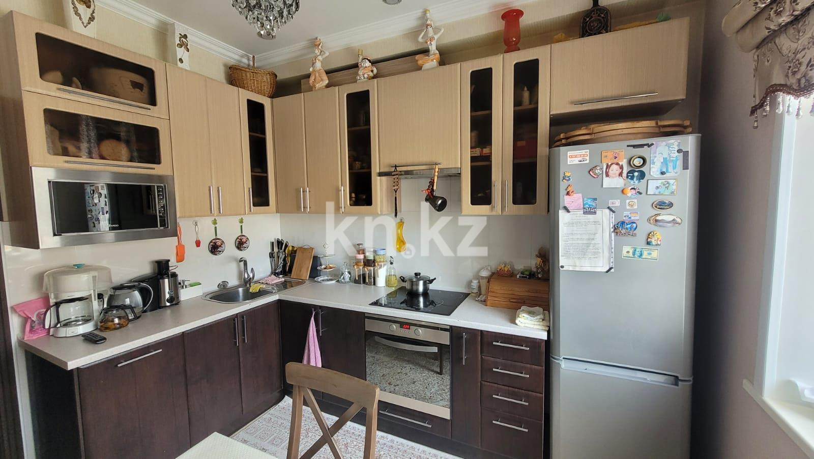 Продажа 3-комнатной квартиры, 82 м², ул. Абая в Караганде - фото 7