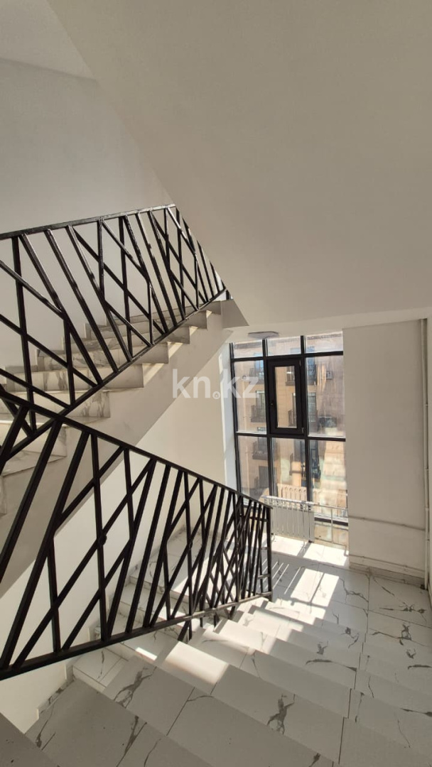 Продажа 1-комнатной квартиры, 57 м², ул. Жумабаева, дом  15 - Продажа и аренда недвижимости в Атырау фото 13 из 39