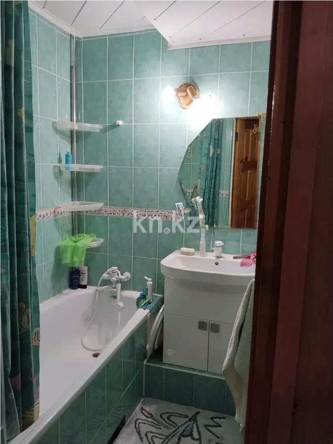 Продажа 3-комнатной квартиры, 62 м², ул. Ермекова, дом  52 в Караганде - фото 6