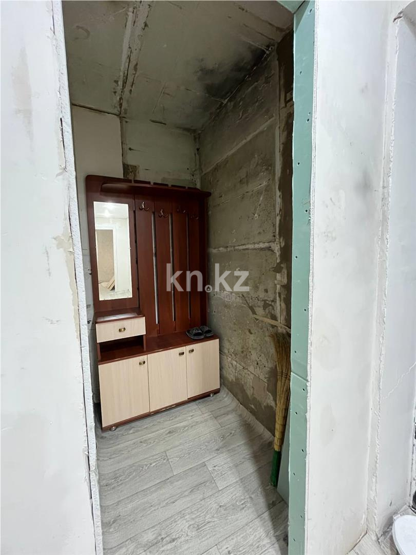 Продажа 3-комнатной квартиры, 54 м², ул. 6-й мик-н в Темиртау - фото 14