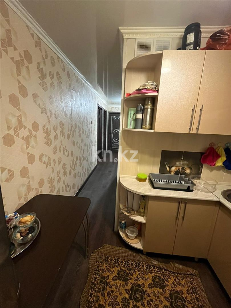 Продажа 3-комнатной квартиры, 62 м², мкр-н 15 в Караганде - фото 14