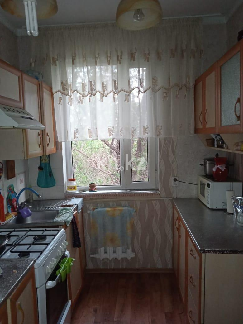 Продажа 3-комнатной квартиры, 63 м², ул. Баженова, дом  158 - Продажа квартир в Караганде фото 4 из 9