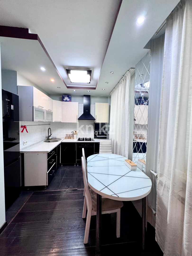 Продажа 2-комнатной квартиры, 40.5 м², ул. Байзакова в Алматы - фото 6