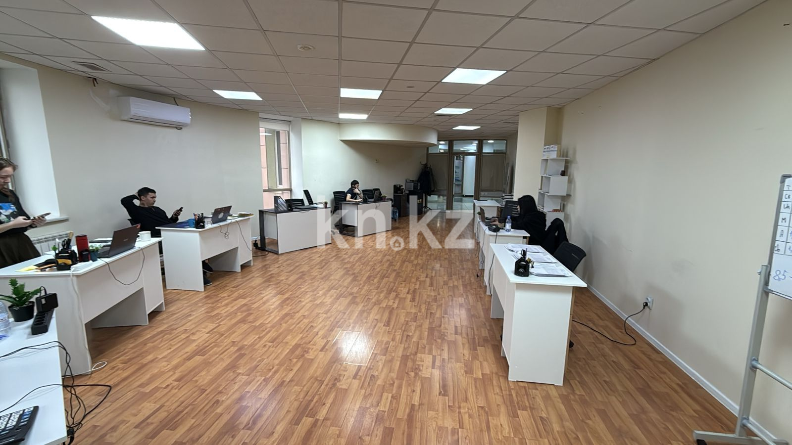 Аренда , пр. Кабанбай батыра, дом  2/2 - Аренда офисных и торговых помещений в Астане фото 4 из 4
