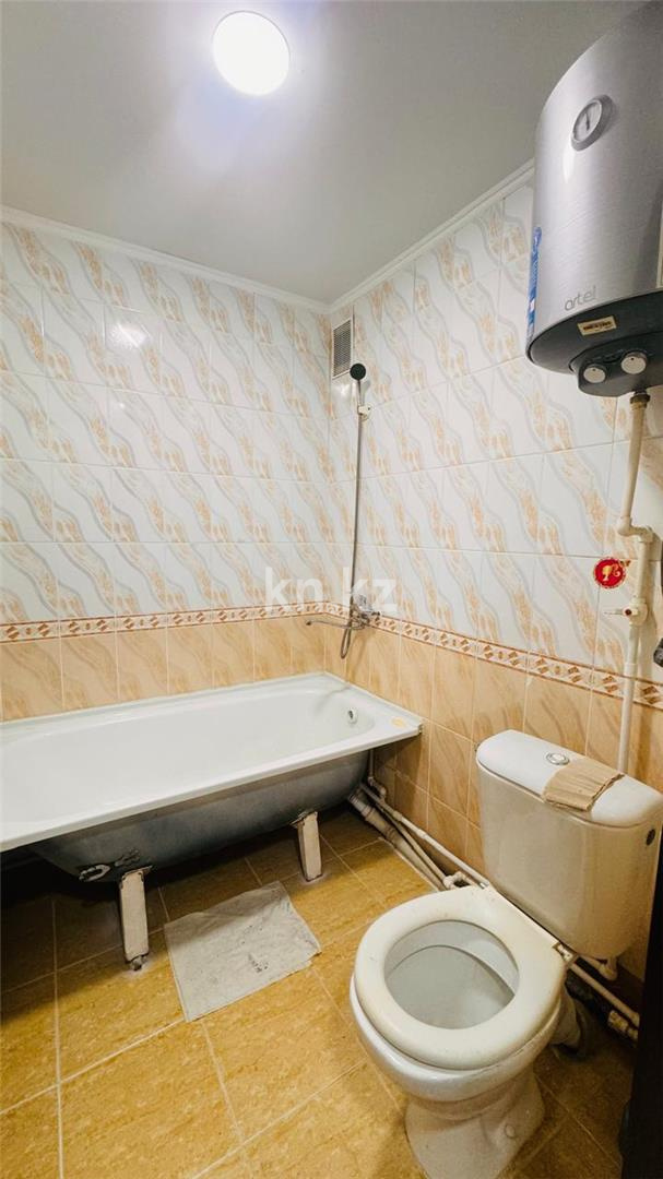 Продажа 2-комнатной квартиры, 43 м², мкр-н 12 - Продажа квартир в Караганде фото 6 из 8