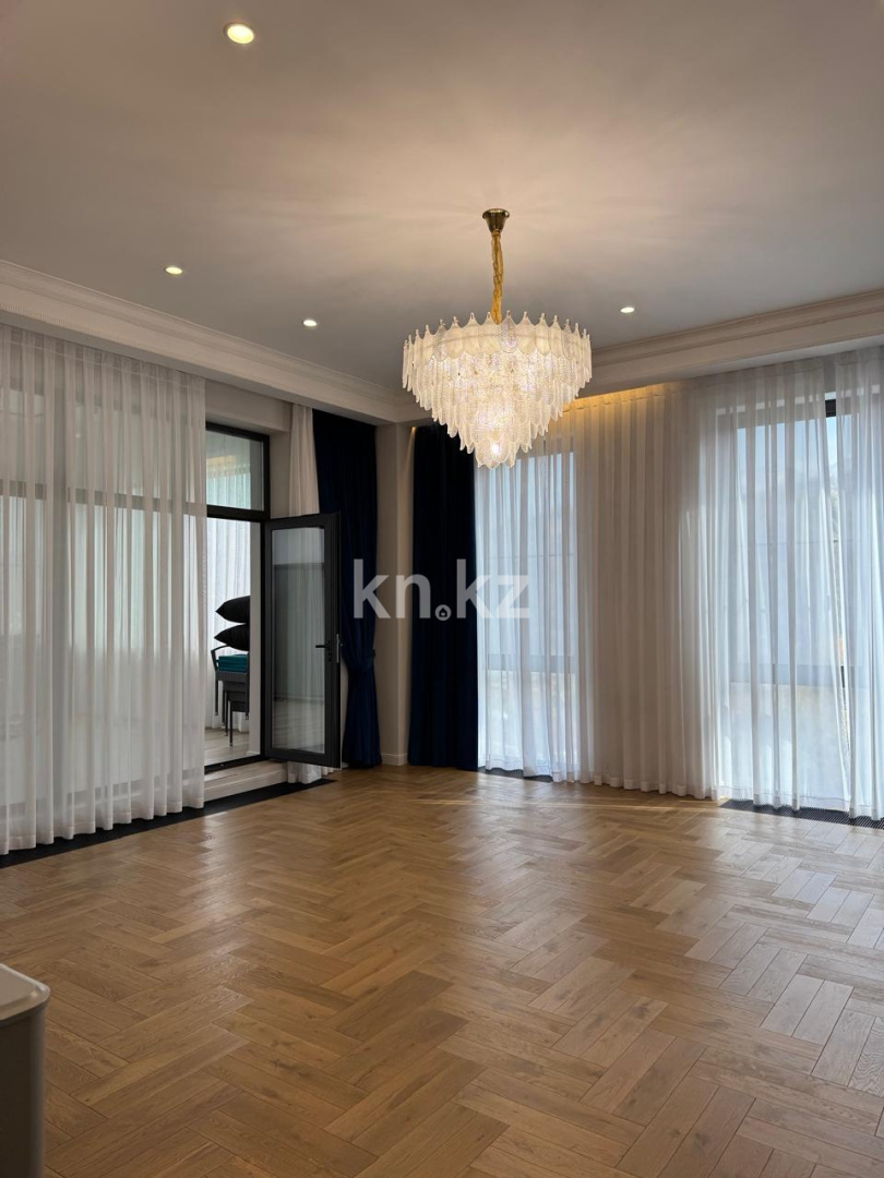 Продажа 4-комнатной квартиры, 230 м² в Алматы - фото 21