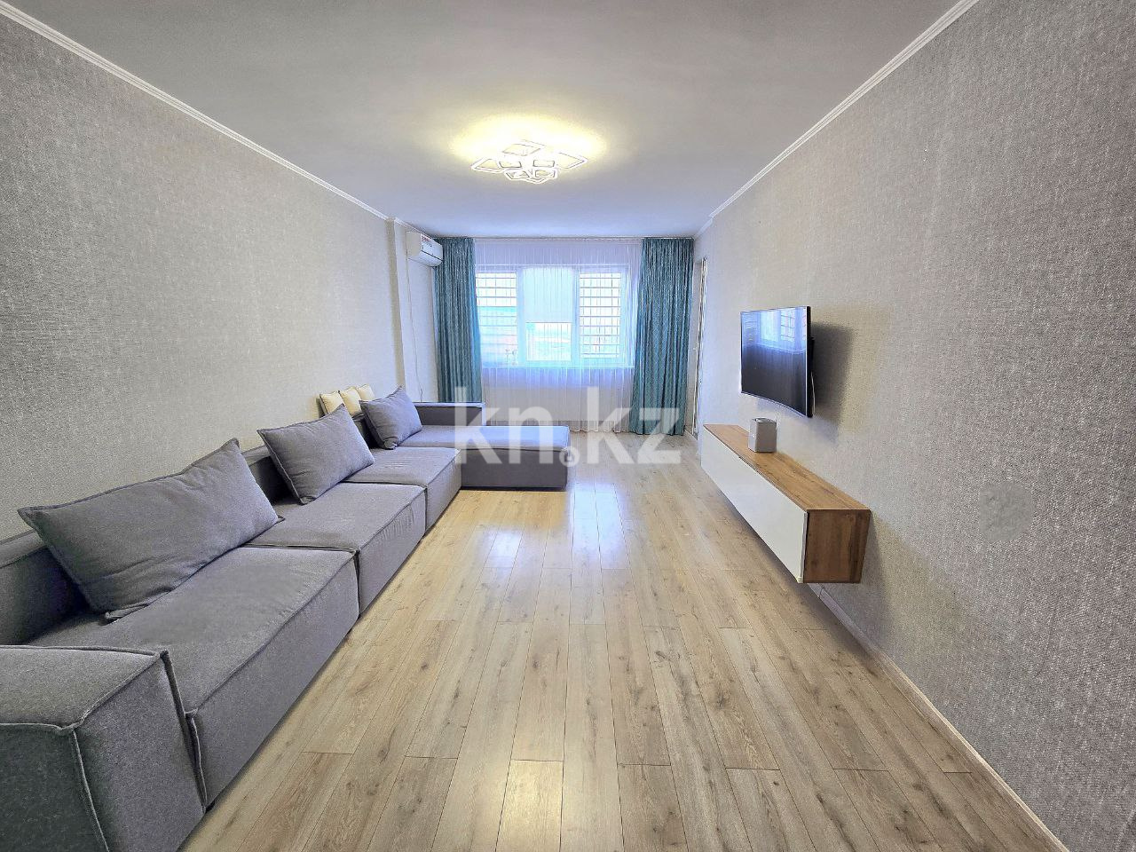 Продажа 2-комнатной квартиры, 71.5 м², ул. Брусиловского, дом  167 - ул. Шакарима - Продажа квартир в Алматы фото 1 из 12