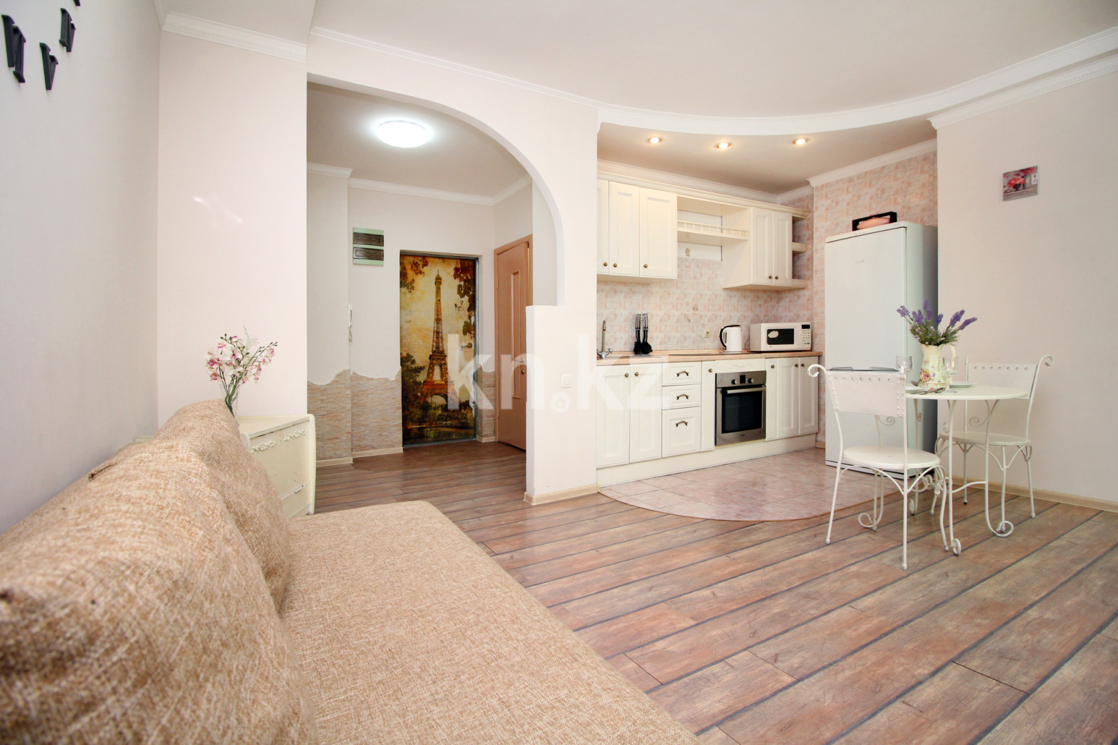 Аренда 1-комнатной квартиры посуточно, 50 м², ул. Хусаинова, дом  225 - ул. Розыбакиева - Аренда  однокомнатных квартир посуточно в Алматы фото 8 из 22