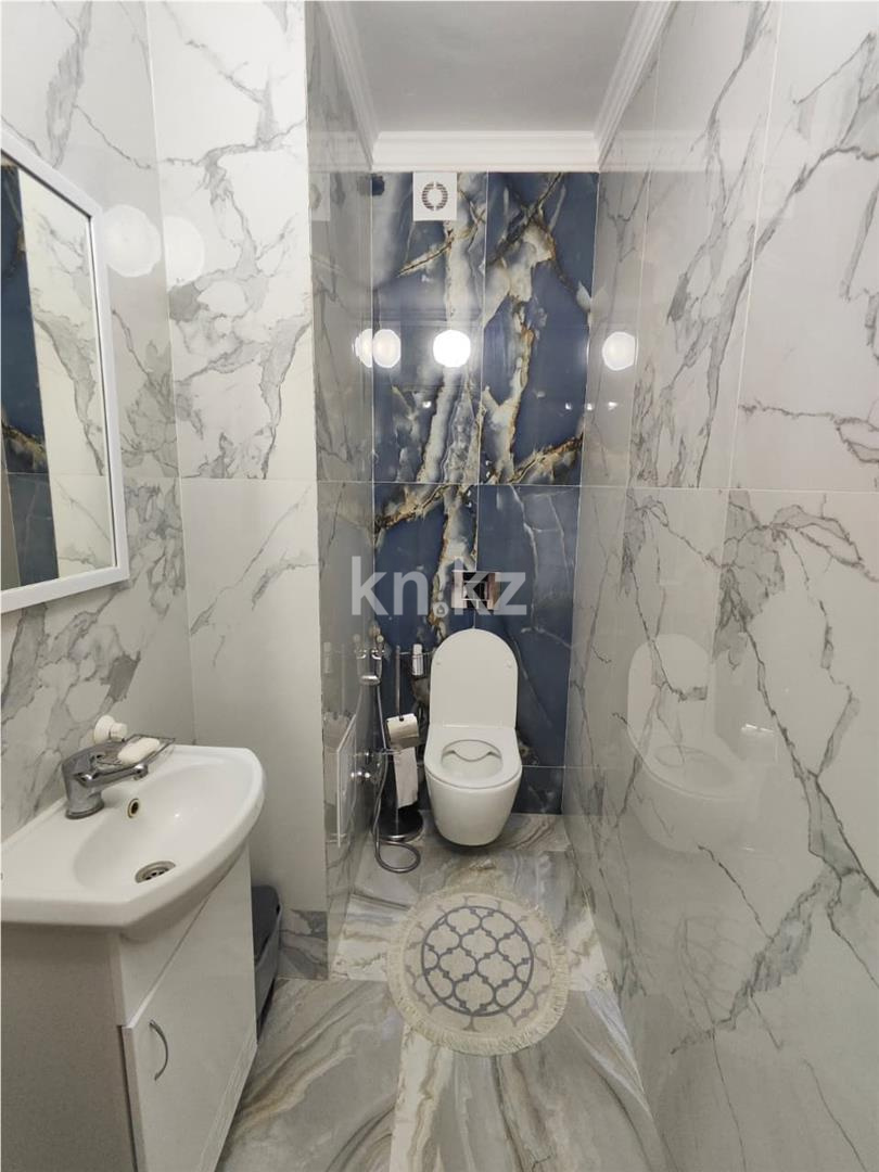 Продажа 3-комнатной квартиры, 77.7 м², ул. Жургенова в Астане - фото 14