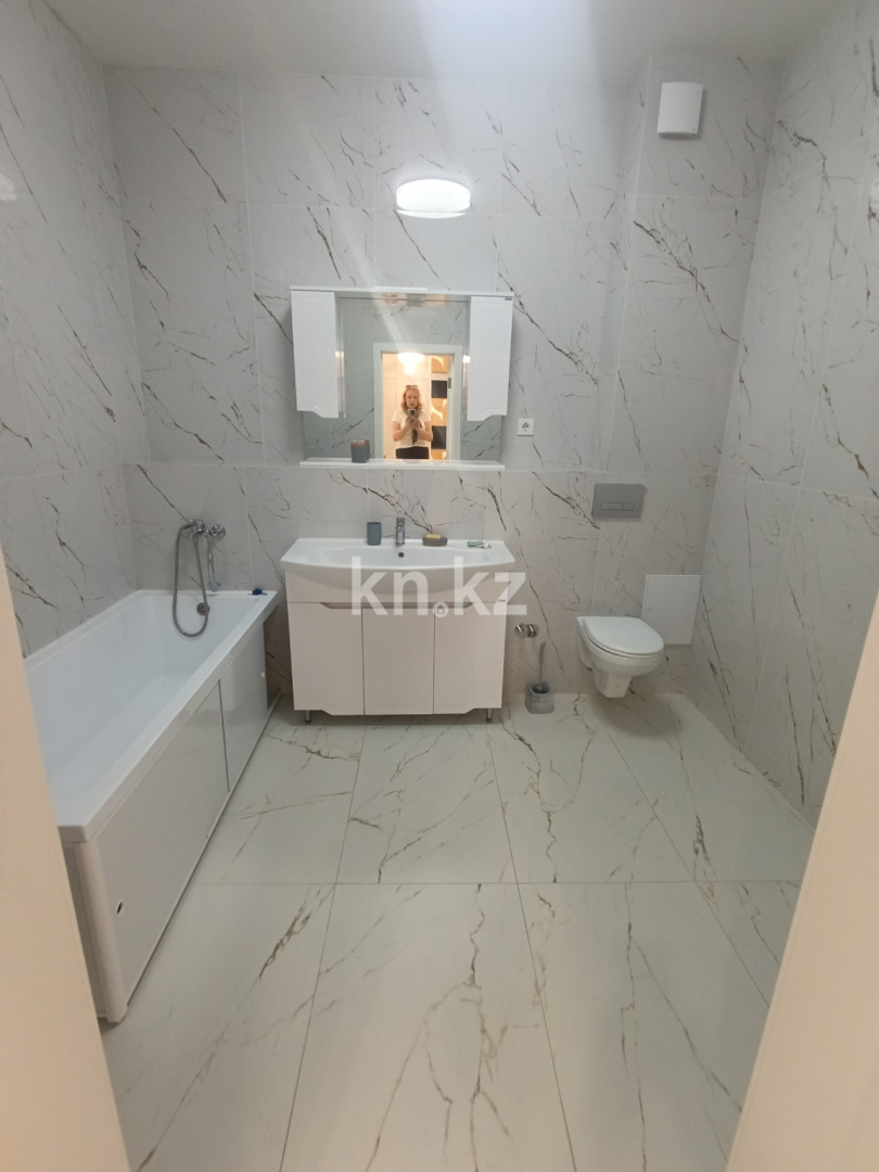 Продажа 3-комнатной квартиры, 81 м² в Караганде - фото 15