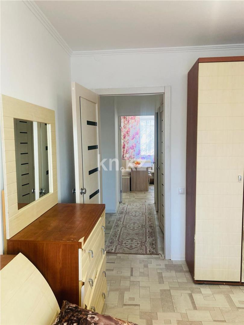 Продажа 3-комнатной квартиры, 68 м², мкр-н Голубые Пруды - Продажа  трехкомнатных квартир в Караганде с фото фото 1 из 21