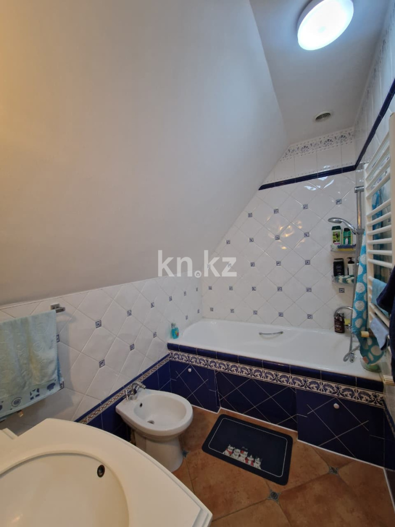 Продажа 5-комнатного дома, 140 м², ул. Кулболды - Продажа домов, коттеджей в Алматы фото 22 из 40