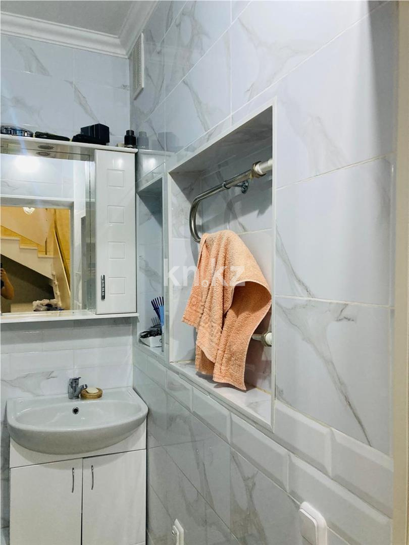 Продажа 5-комнатной квартиры, 179 м², мкр-н Голубые Пруды - Продажа  пятикомнатных квартир в Караганде фото 12 из 28