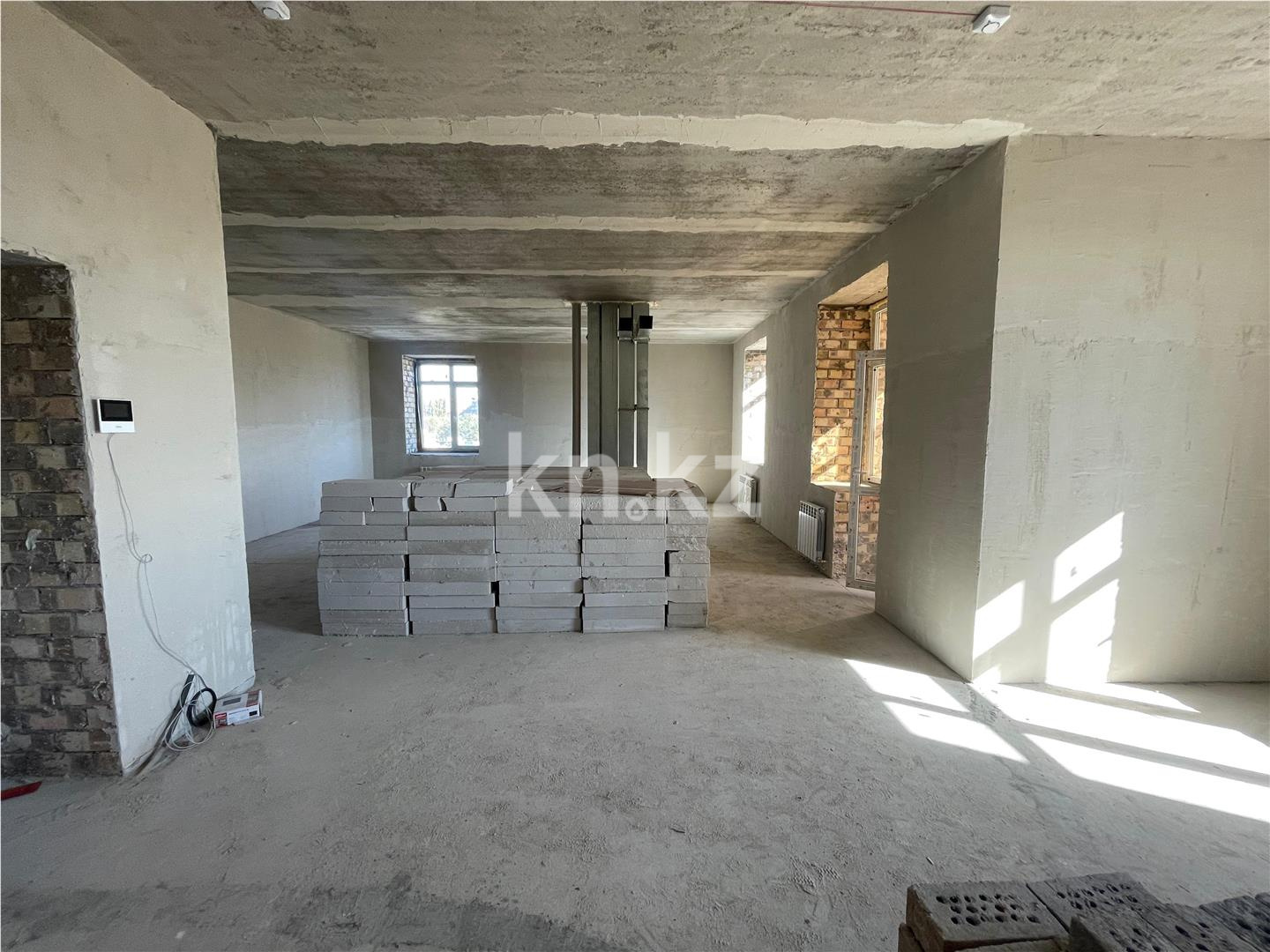 Продажа 3-комнатной квартиры, 70 м², ул. Карбышева, дом  4/3 - Продажа  трехкомнатных квартир в Караганде фото 5 из 9