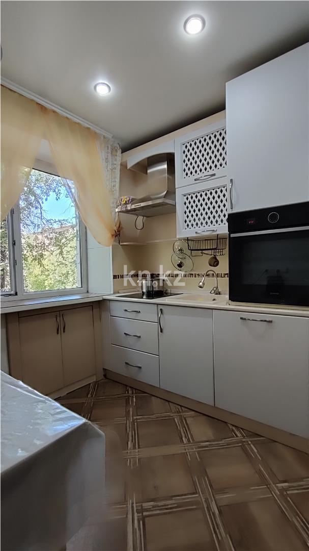 Продажа 3-комнатной квартиры, 61 м², мкр-н 14 - Продажа квартир в Караганде фото 8 из 17