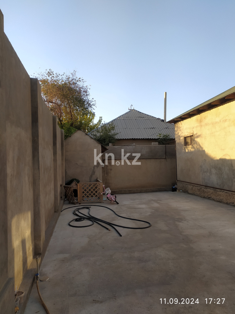 Продажа 5-комнатного дома, 350 м², ул. Яссауи, дом  12а - Продажа квартир в Шымкенте фото 4 из 24