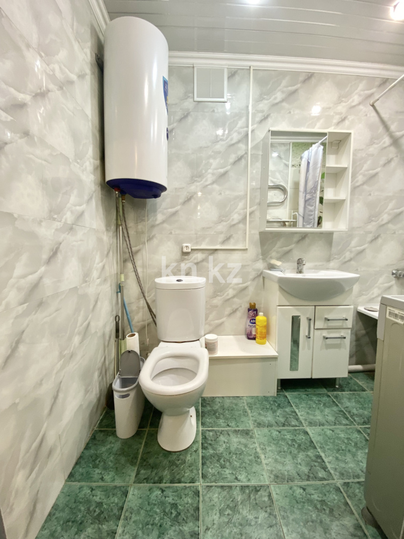 Продажа 3-комнатной квартиры, 64 м², ул. Гапеева - Продажа  трехкомнатных квартир в Караганде фото 16 из 18