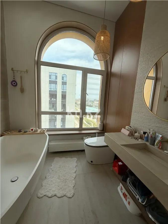 Продажа 4-комнатной квартиры, 106 м², ул. Рыскулова, дом  1 в Астане - фото 5