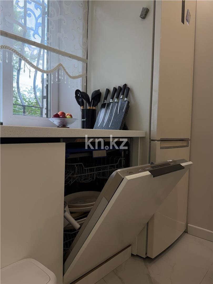 Продажа 3-комнатной квартиры, 62 м² в Караганде - фото 11