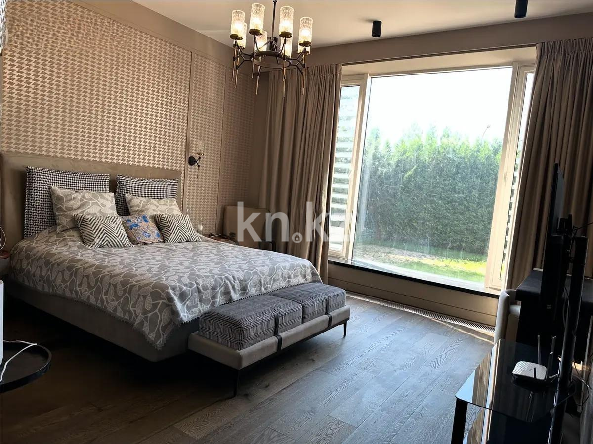 Продажа 4-комнатной квартиры, 200 м², ул. Мерген, дом  91/11 - Продажа  четырехкомнатных квартир в Алматы с фото фото 2 из 9