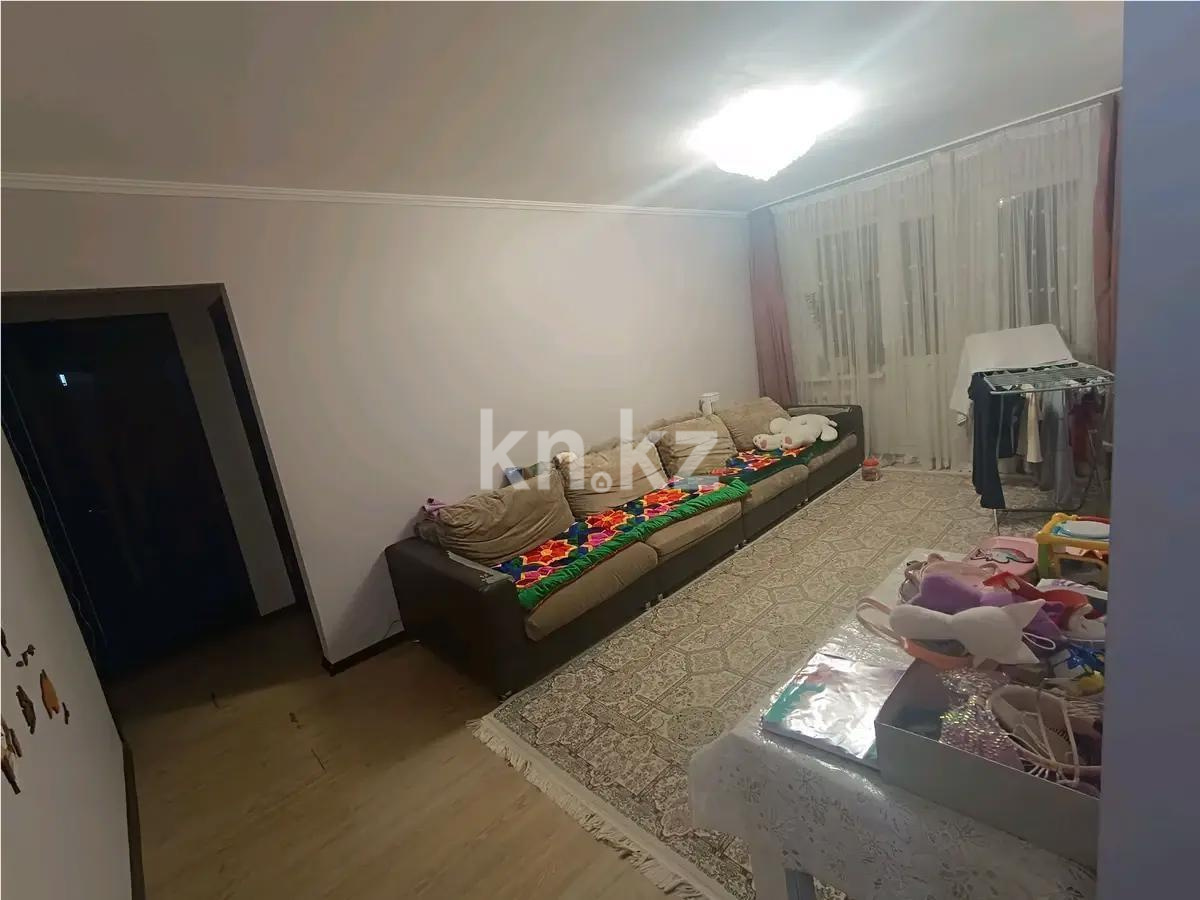 Продажа 3-комнатной квартиры, 58.6 м², мкр-н 8, дом  23 - Продажа квартир в Алматы фото 1 из 5