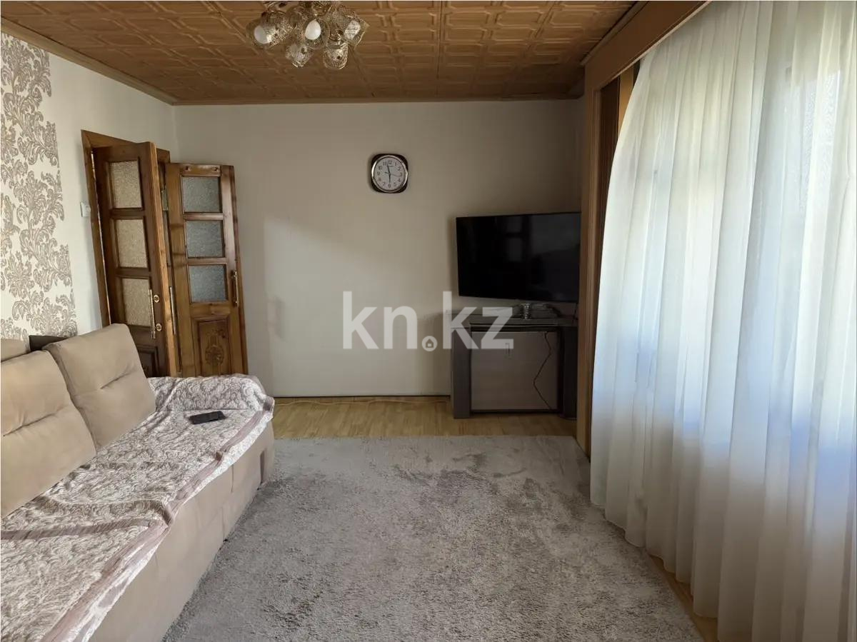 Продажа 4-комнатной квартиры, 95 м² - Продажа четырехкомнатных квартир в Караганде фото 1 из 15