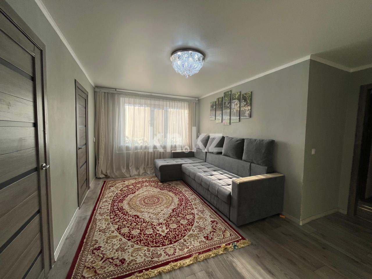 Продажа 4-комнатной квартиры, 63 м², мкр-н 14, дом  22 - Продажа квартир в Караганде фото 1 из 10