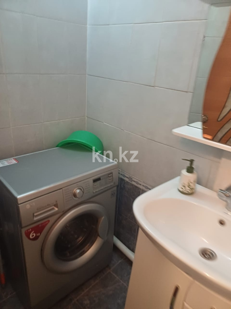 Аренда 2-комнатной квартиры посуточно, 55 м², ул. Казахстан, дом  64 в Усть-Каменогорске - фото 13