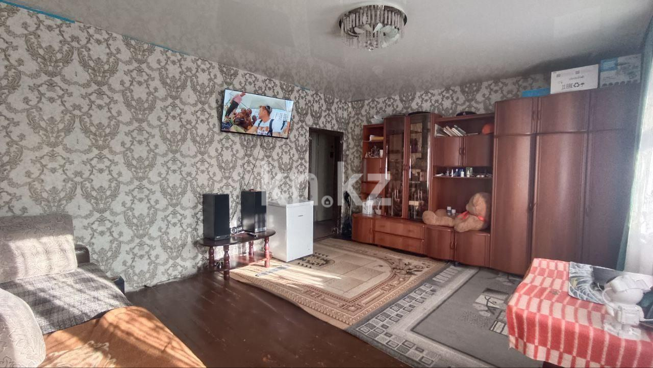Продажа 3-комнатного дома, 64 м², ул. Серова - Продажа домов, коттеджей в Караганде фото 1 из 17