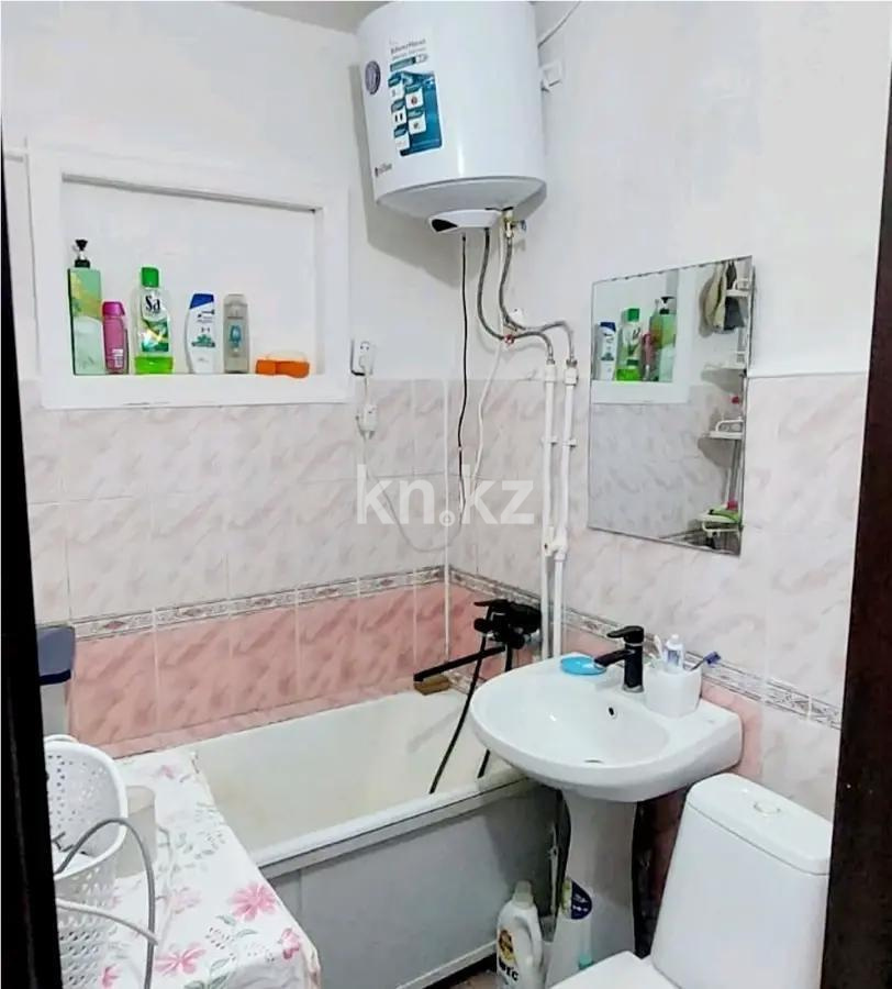 Продажа 3-комнатной квартиры, 63 м², мкр-н 15, дом  28 - Продажа  трехкомнатных квартир в Караганде с фото фото 5 из 9