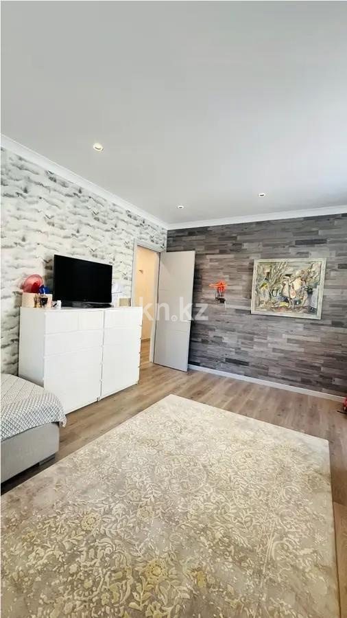 Продажа 4-комнатной квартиры, 158 м², ул. Сауран, дом  18 - Продажа  четырехкомнатных квартир в Астане фото 1 из 9