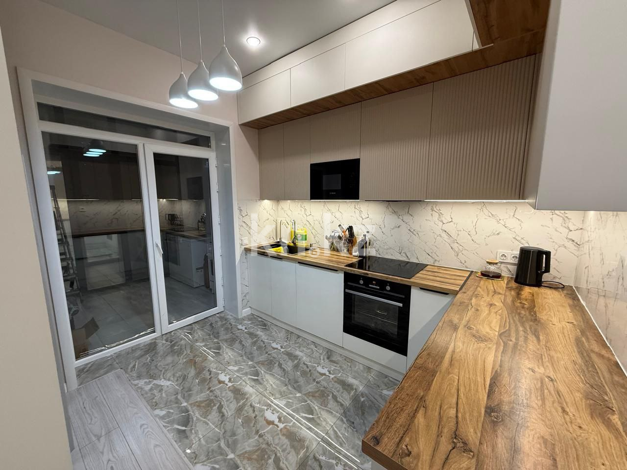 Продажа 4-комнатной квартиры, 122 м², ул. Кулкыбаева, дом  62 - Продажа  четырехкомнатных квартир в Караганде фото 8 из 22