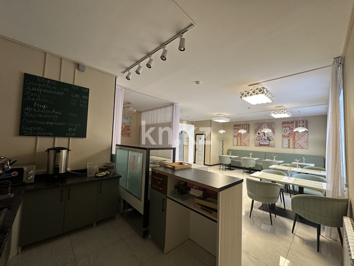 Продажа , 109.7 м², пр. Шахтеров, дом  73/1 - Продажа квартир в Казахстане фото 16 из 23