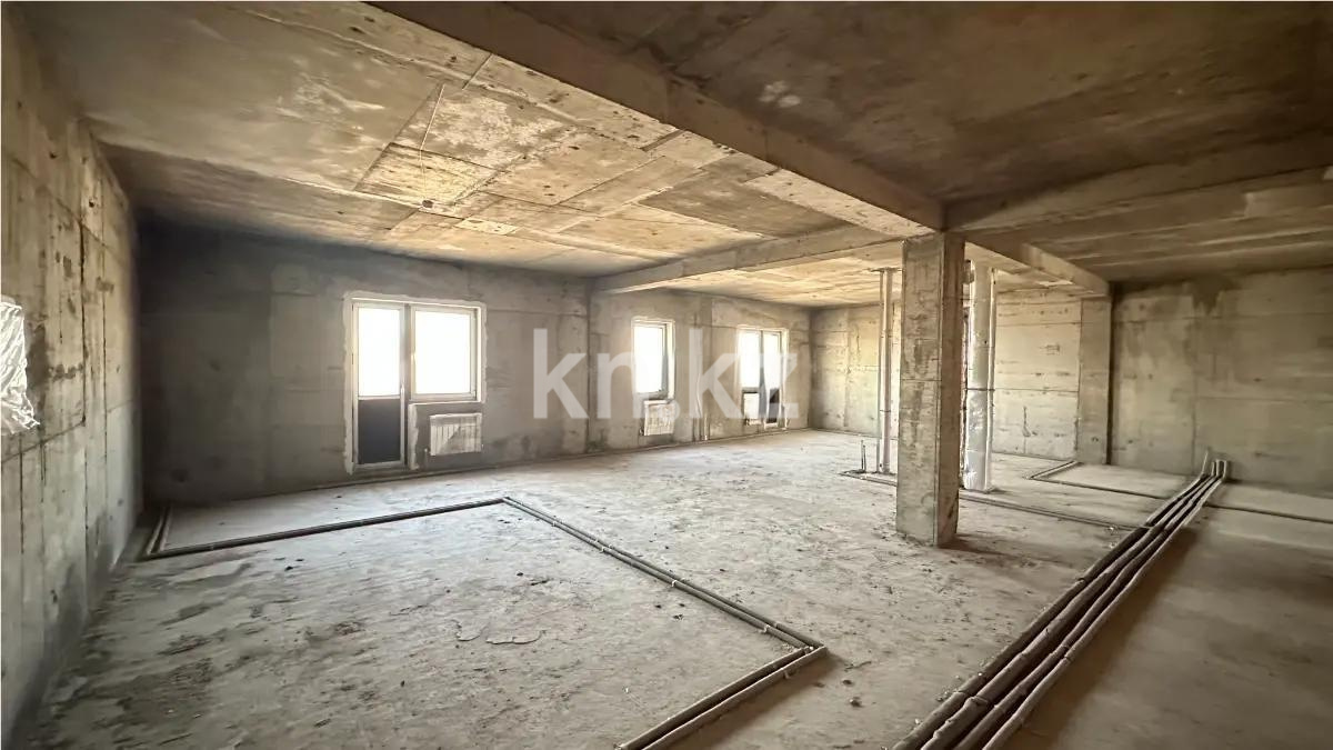 Продажа 4-комнатной квартиры, 136 м² в Алматы