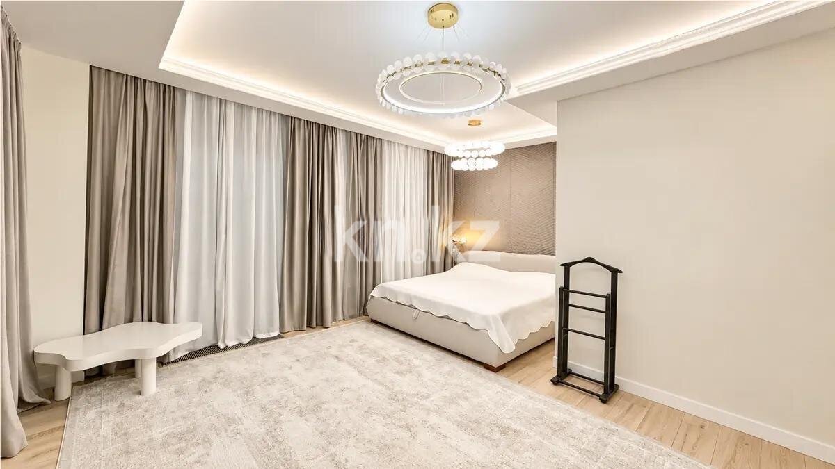 Продажа 4-комнатной квартиры, 135 м² в Астане - фото 2