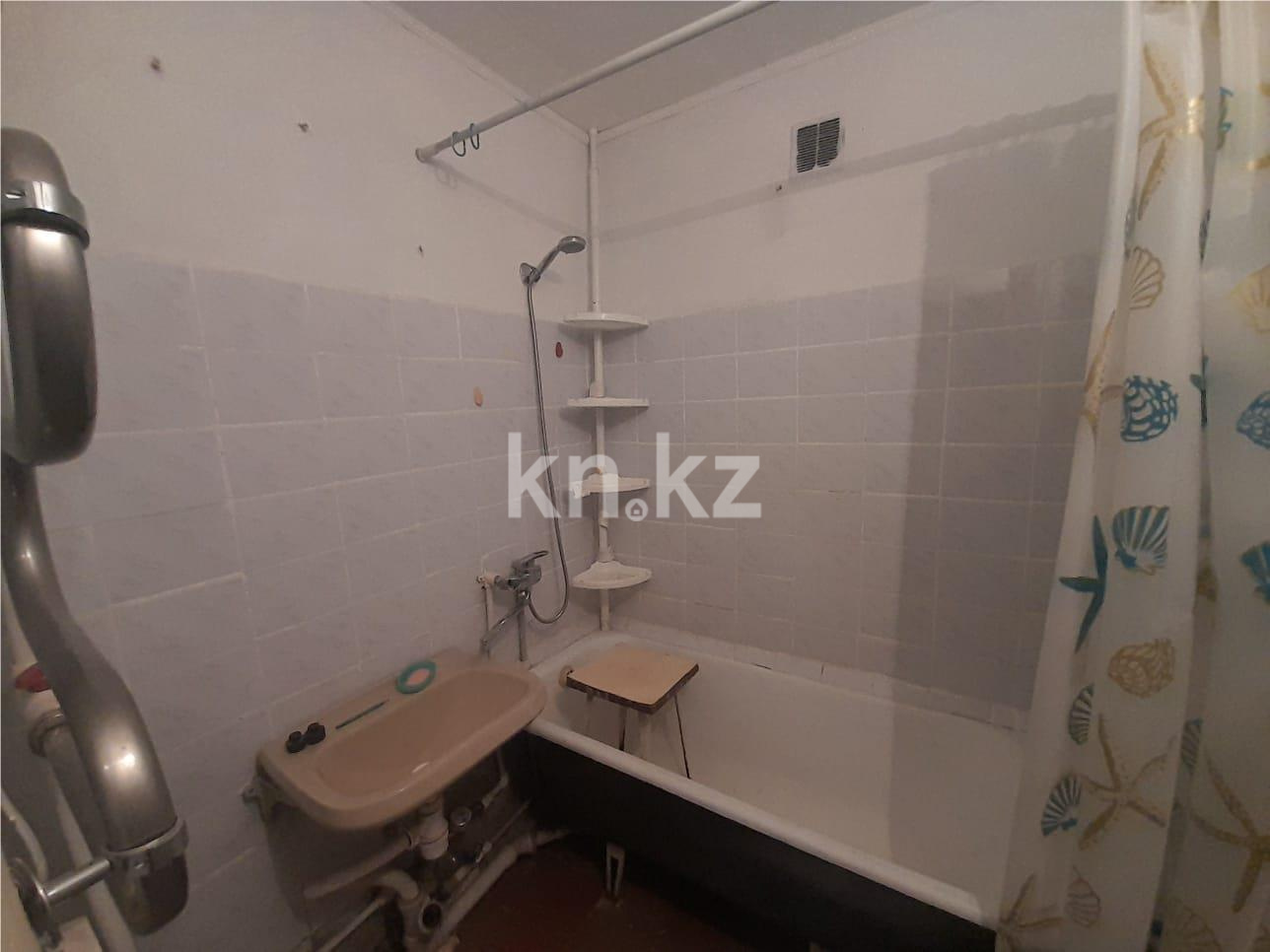 Продажа 3-комнатной квартиры, 71 м², пр. Республики, дом  32 - Продажа  трехкомнатных квартир в Караганде фото 5 из 18