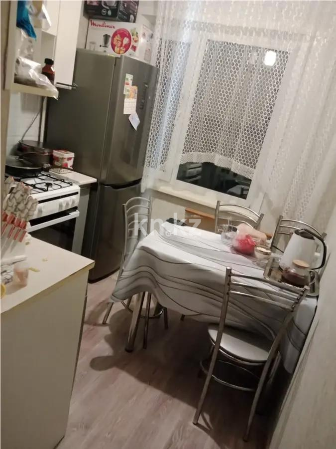 Продажа 2-комнатной квартиры, 44 м², мкр-н Восток-2, дом  8 в Караганде - фото 3