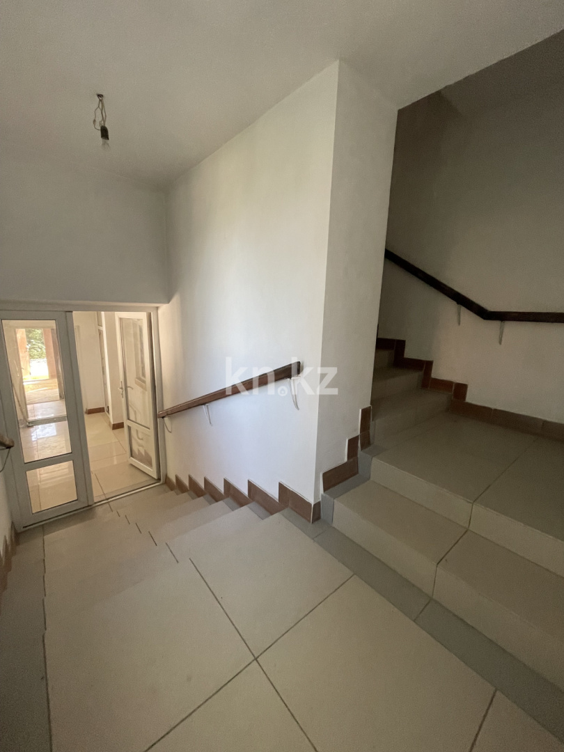 Продажа 10-комнатного дома, 320 м², ул. Чернова, дом  58 - Продажа домов, коттеджей в Усть-Каменогорске фото 4 из 17