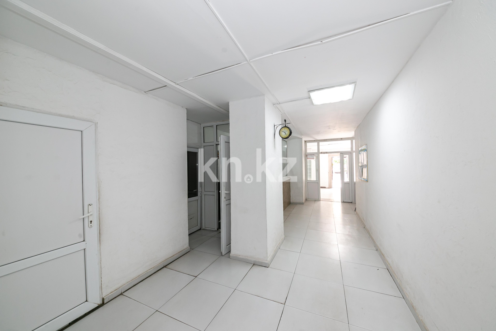 Продажа 3-комнатной квартиры, 127.3 м², пр. Абая, дом  45/1 в Астане - фото 15
