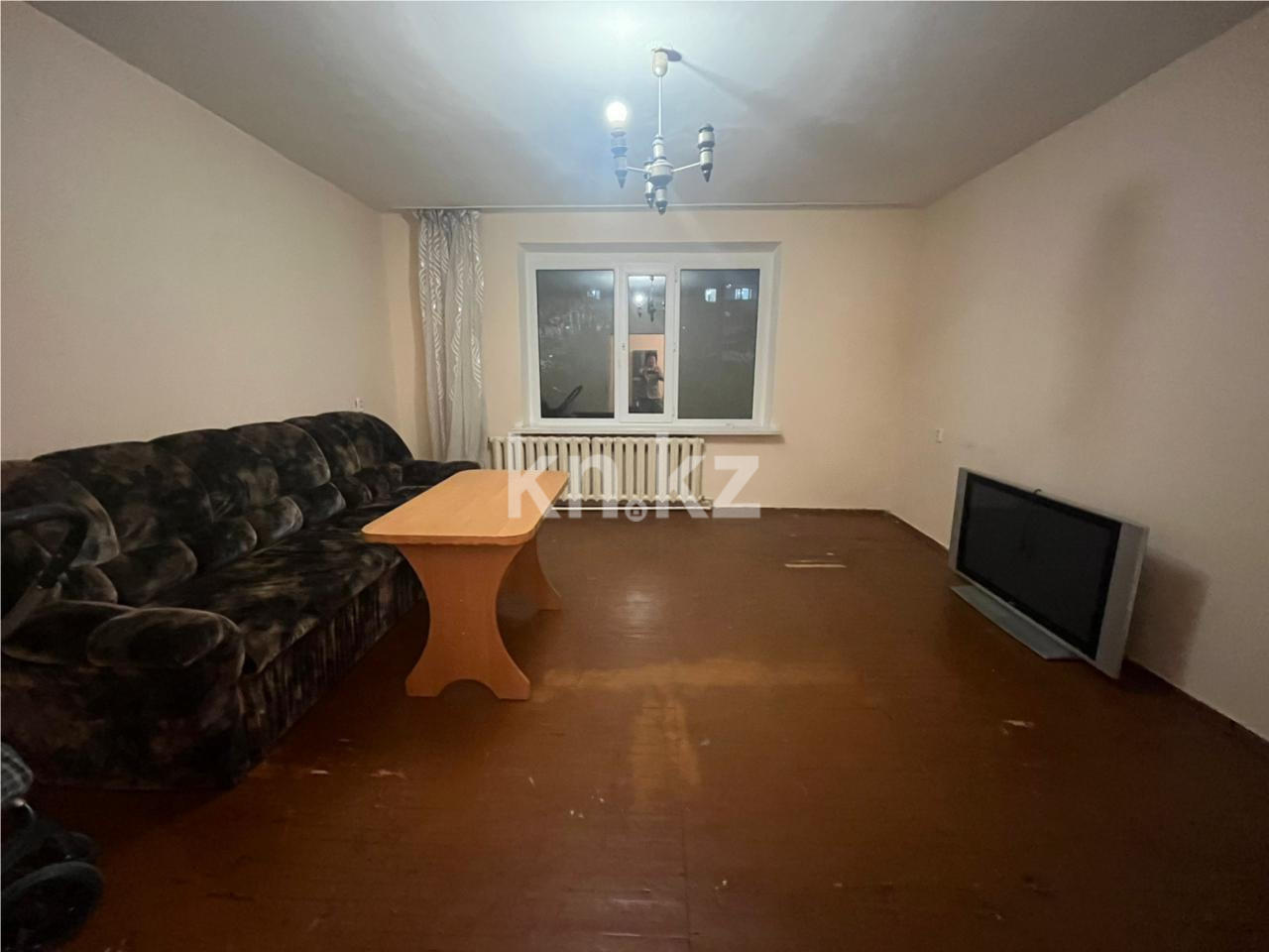 Продажа 4-комнатной квартиры, 77 м², ул. Язева, дом  10 - Продажа  четырехкомнатных квартир в Караганде фото 1 из 14