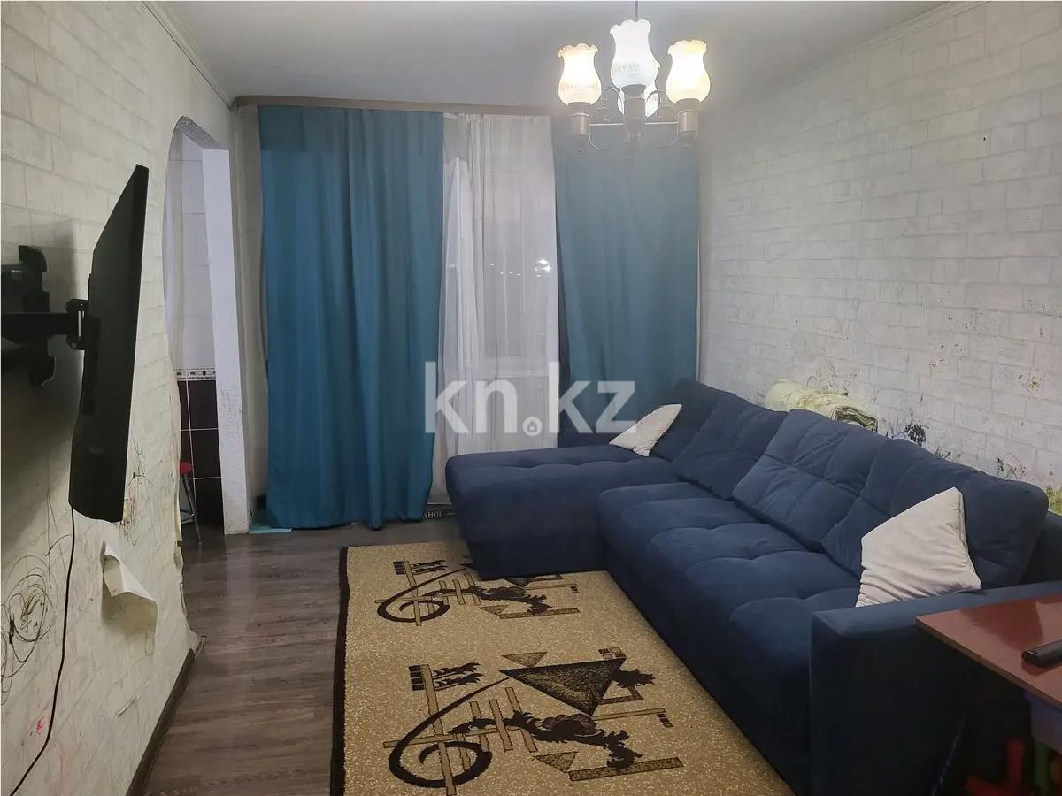 Продажа 3-комнатной квартиры, 63 м², ул. 40-летия Победы, дом  77 - Продажа  трехкомнатных квартир в Шахтинске фото 1 из 6