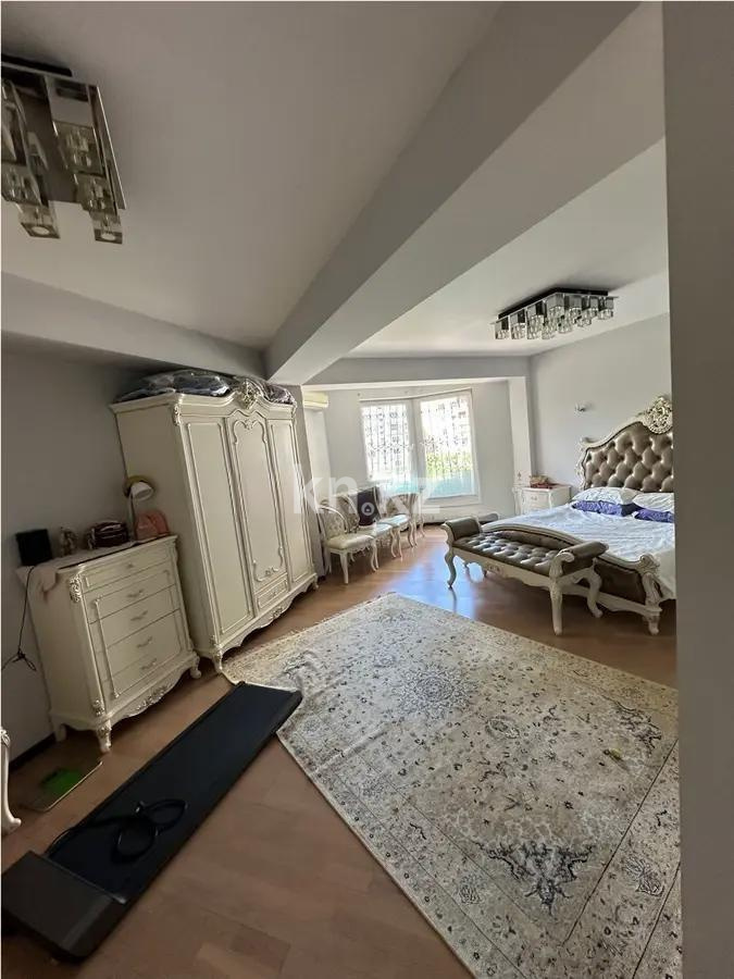 Продажа 3-комнатной квартиры, 131 м², мкр-н Жетысу-2, дом  80 в Алматы - фото 3