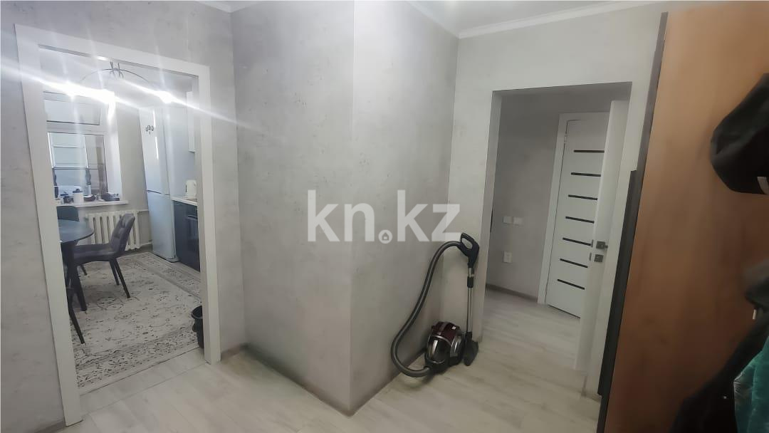 Продажа 3-комнатной квартиры, 65 м², мкр-н Мамраева (Восток-5) в Караганде - фото 8