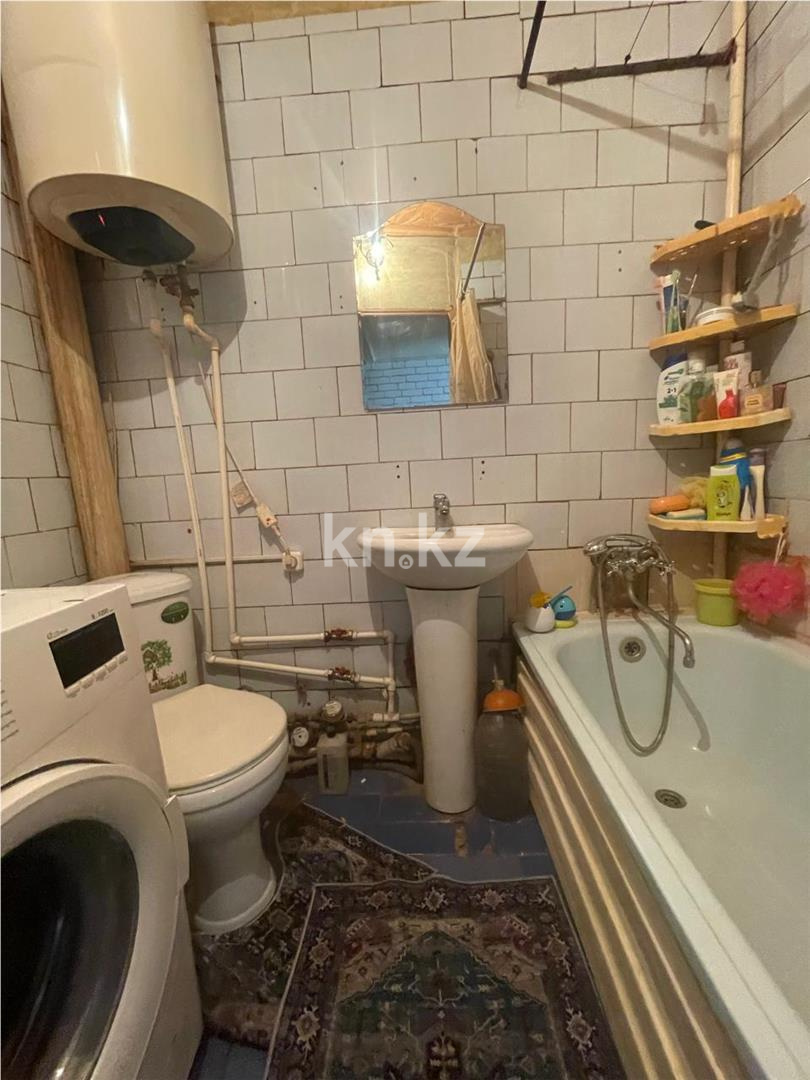 Продажа 4-комнатной квартиры, 61 м², пр. Мира в Темиртау - фото 6