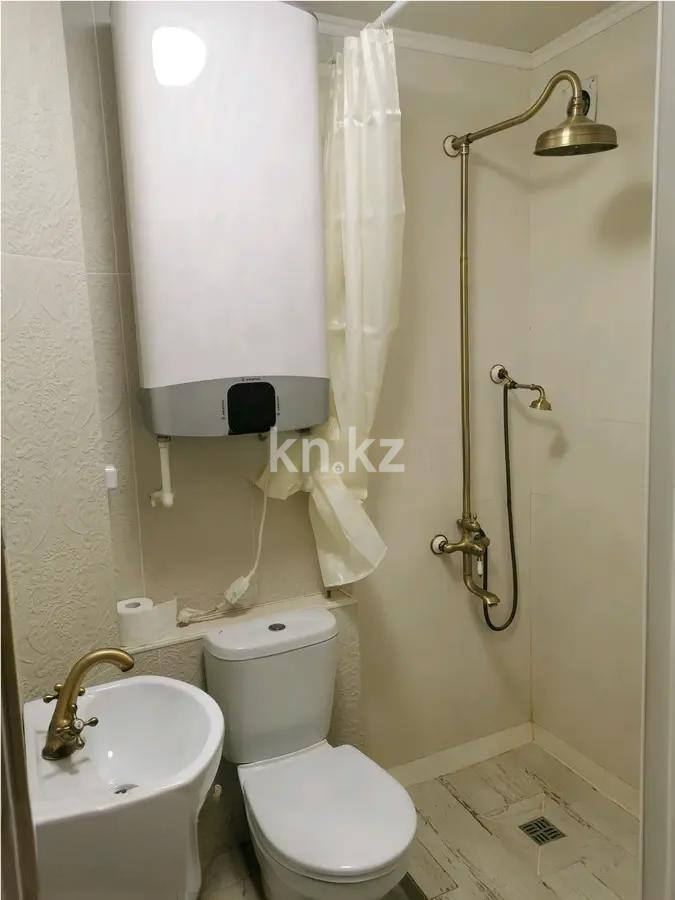 Продажа 3-комнатной квартиры, 56 м², пр. Н. Абдирова, дом  28/1 в Караганде - фото 5