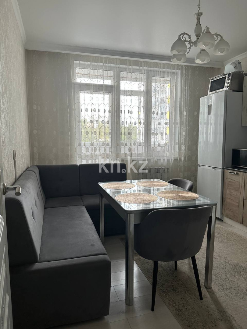 Аренда 1-комнатной квартиры посуточно, 50 м², ул. Баишева, дом  28 - Продажа квартир в Алматы фото 11 из 15