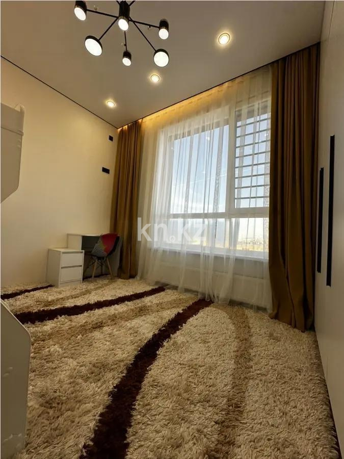 Продажа 3-комнатной квартиры, 100 м², ул. Казыбек би, дом  41/1 в Астане - фото 4