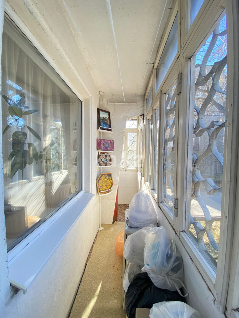 Продажа 4-комнатной квартиры, 76 м², ул. Муканова, дом  32 в Караганде - фото 10